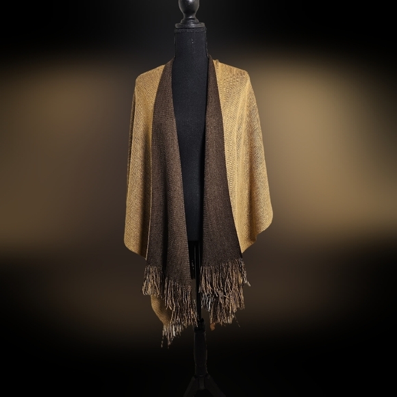 One Size Reversable Brown, Tan Knit Shall - Picture 6 of 12